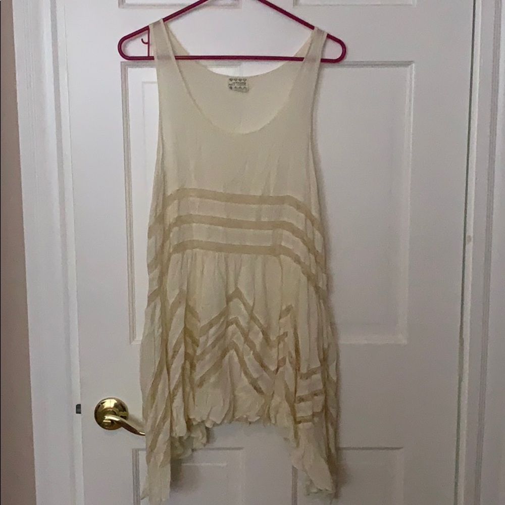 Small Free People tunic with lace detail